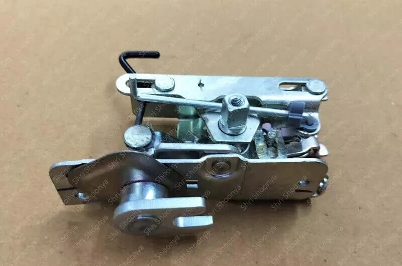 Suzuki Samurai SJ410 SJ413 Gypsy Tailgate Lock Mechanism Latch Rear Gate - Image 2 of 4