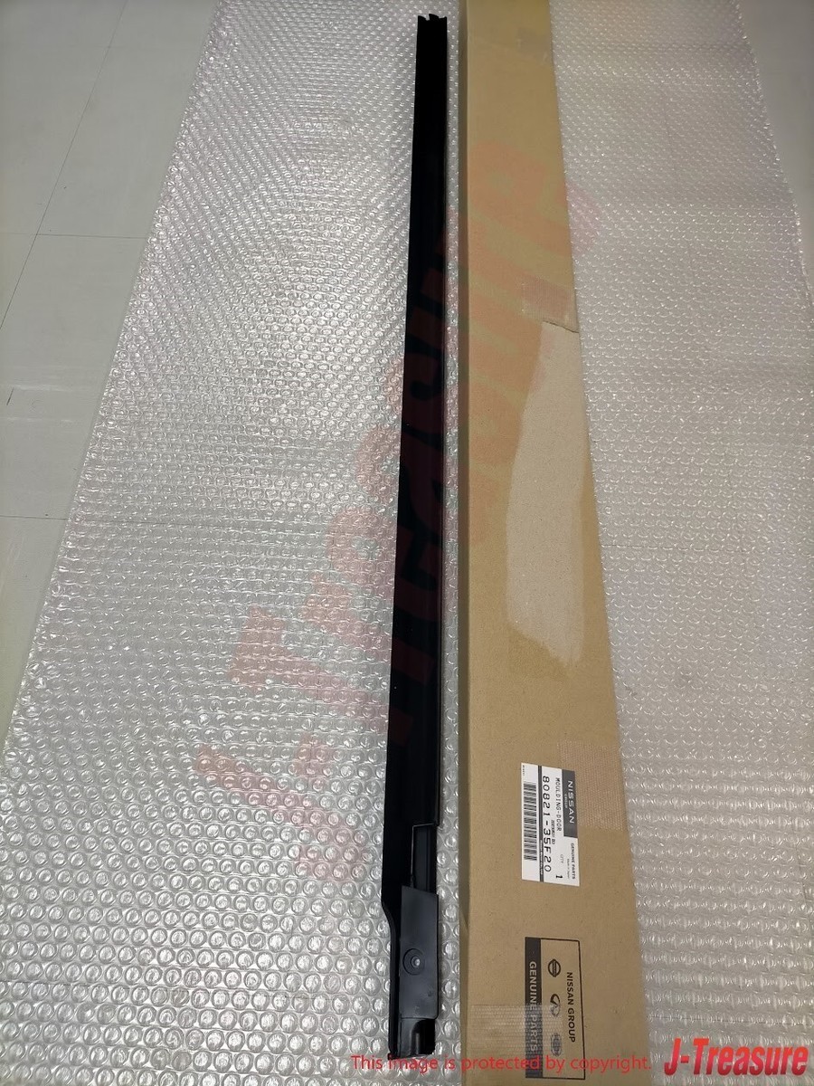 NISSAN 240SX S13 89-94 Genuine Front Door Outside Molding LH 80821