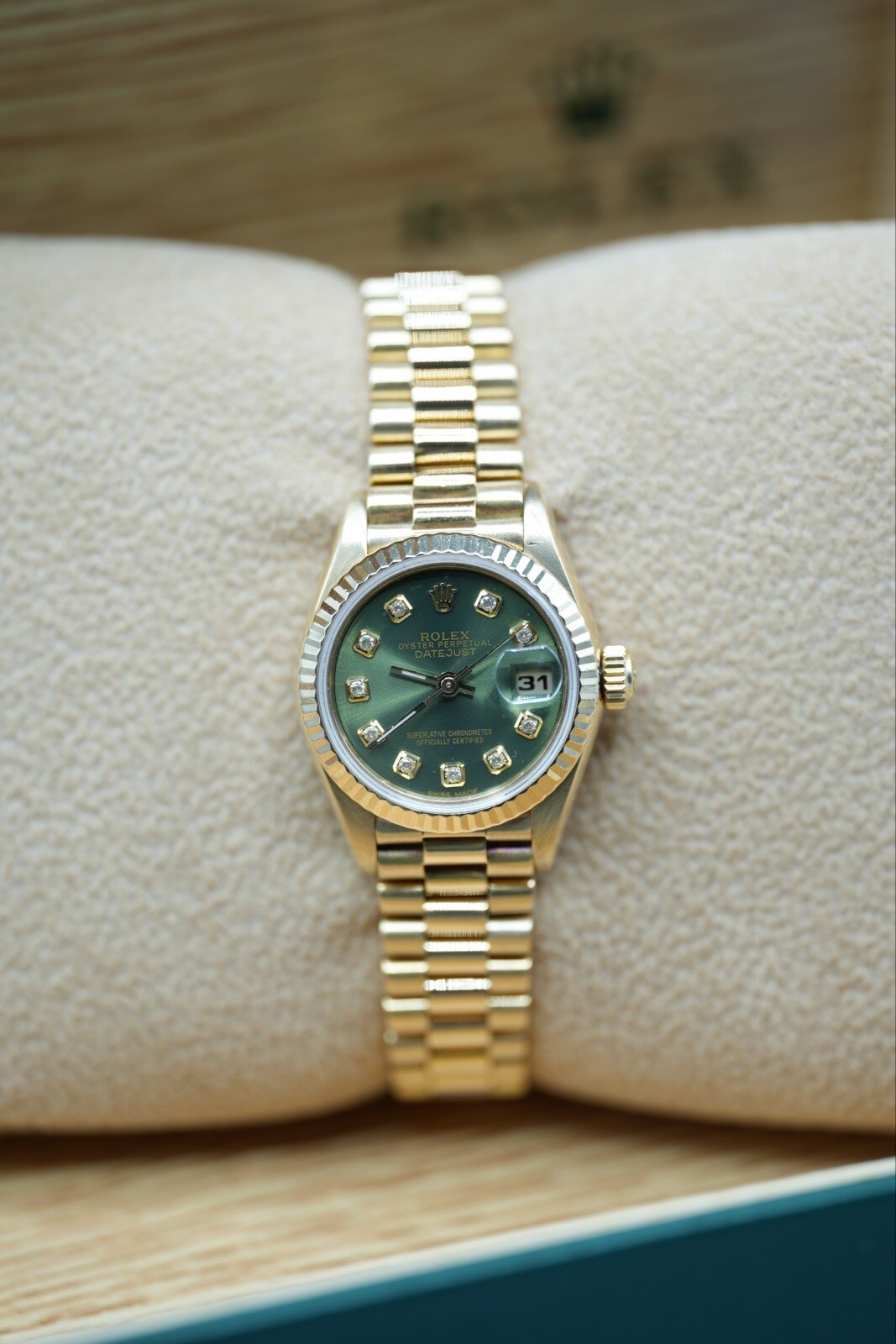 Ladies 18ct Yellow Gold Rolex Datejust 26 69178 Custom Olive Green Diamond Dial