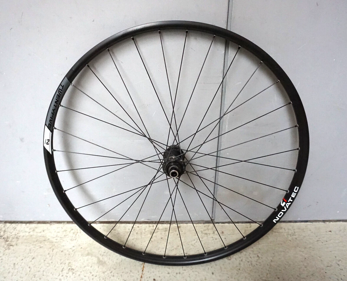 Novatec Set di Ruote - R4 Disc CL-Pro - 28 | Carbon | Clincher/Tubeless | Centerlock - 12x100mm | 12x142mm - Shimano HG Novatec Set di Ruote - R4 Disc CL-Pro - 28 | Carbon | Clincher/Tubeless | Centerlock - 12x100mm | 12x142mm - Shimano HG