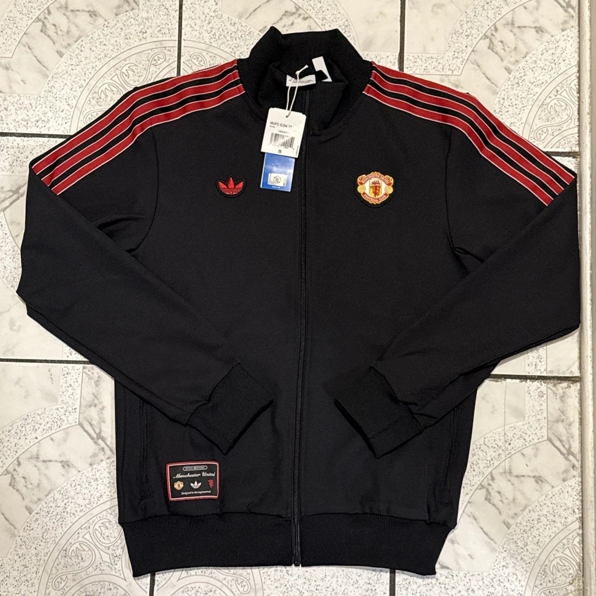 Size S Manchester United International Club Soccer Fan Jackets for