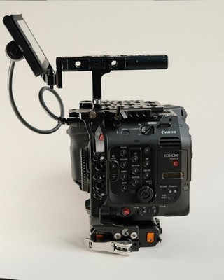 Canon C300mk3 EF/PL + Bright Tangerine Leftflield Cage, OVP, Gepflegt, 