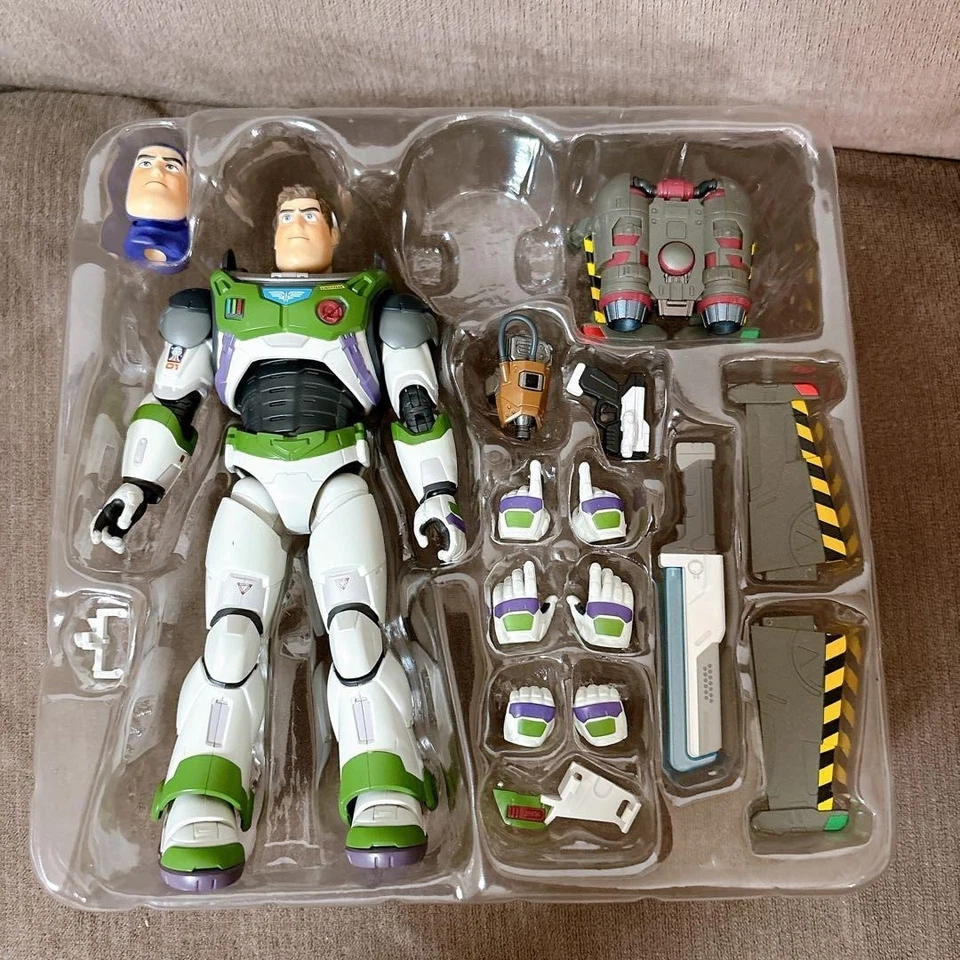 S.H.Figuarts Buzz Lightyear Alpha Suit Figure Toy Story Bandai Disney Action JP - Image 4 of 4
