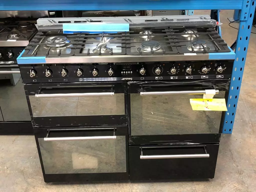 SMEG SYD4110BL 110cm Dual Fuel Range Cooker Black Stainless LPG Convertible