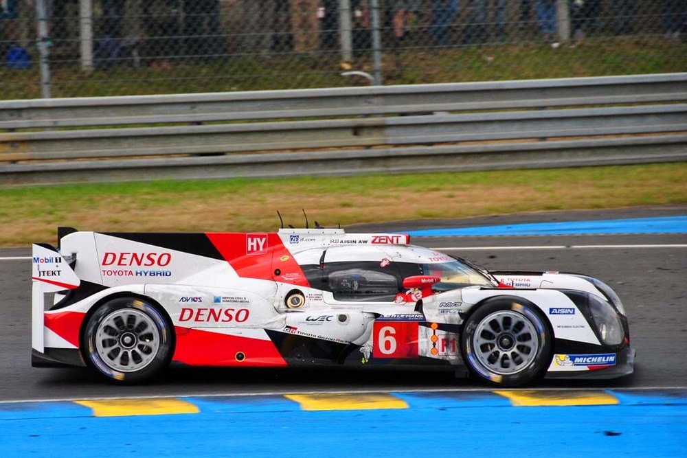 Toyota TS050 Hybrid 2016 Le Mans 24h motorsport photo print
