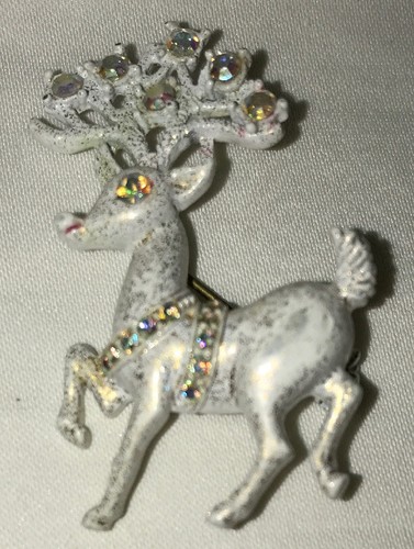 Brooch Pin Reindeer Deer Rhinestone Antlers White Rhinestones White Tone - Picture 3 of 9