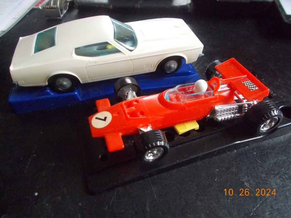 2 Funmate Cars with Working Launchers, Mustang Mach 1 and #7 Racecar, Japan