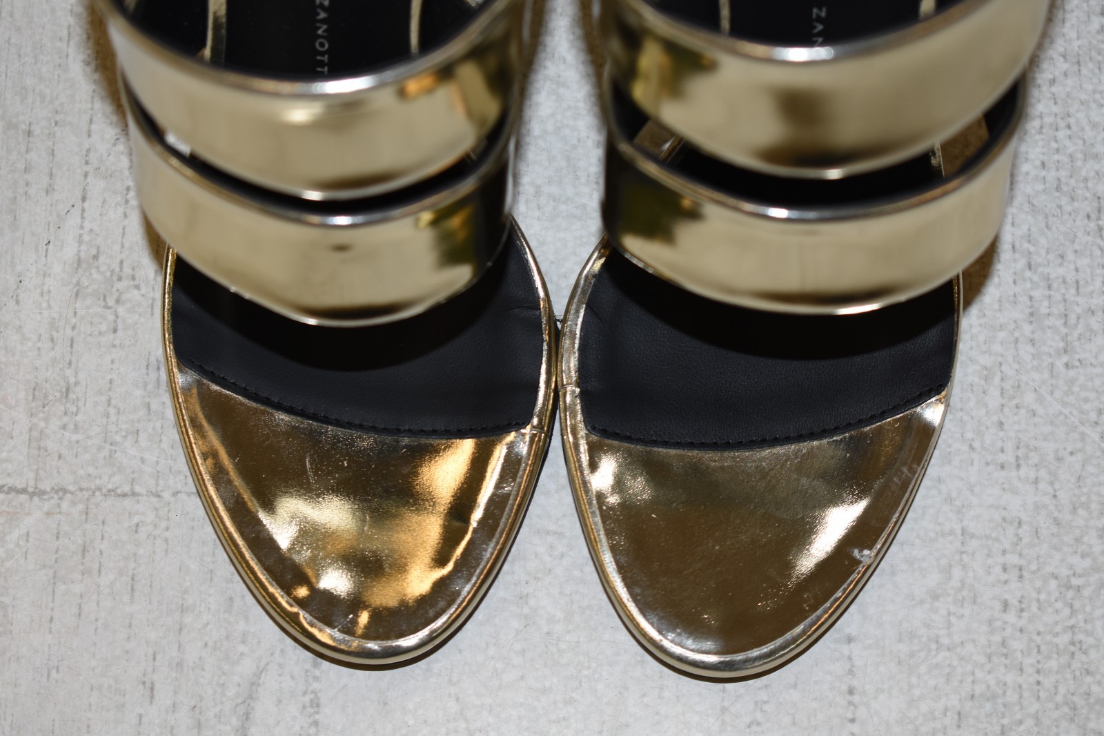 Giuseppe Zanotti Tacones disparo-mujer de disparo-mujer Tacones 'S Talla US 7 EU 37, platino (dañado) 4070ff Giuseppe Zanotti Tacones disparo-mujer de disparo-mujer Tacones 'S Talla US 7 EU 37, platino (dañado) 4070ff