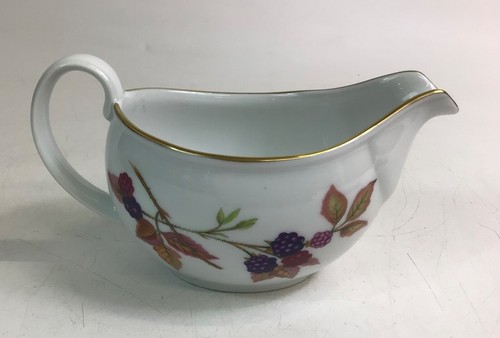 Royal Worcester-Evesham - Sauce / Gravy Boat & 3x Ramekin/Souffle Dishes - Picture 9 of 20