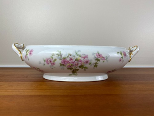 Bernardaud D&C Limoges 12" Tazón de verduras con mango ovalado flores rosas sin tapa - Imagen 4 de 12