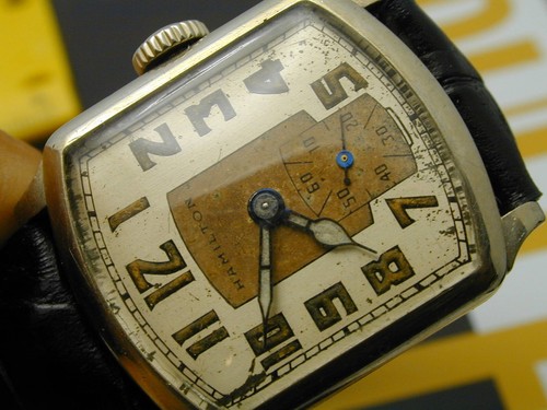VINTAGE 987-F HAMILTON TONNEAU WRIST WATCH RUNS KEEPS TIME ON 9-12-24 - Picture 5 of 12