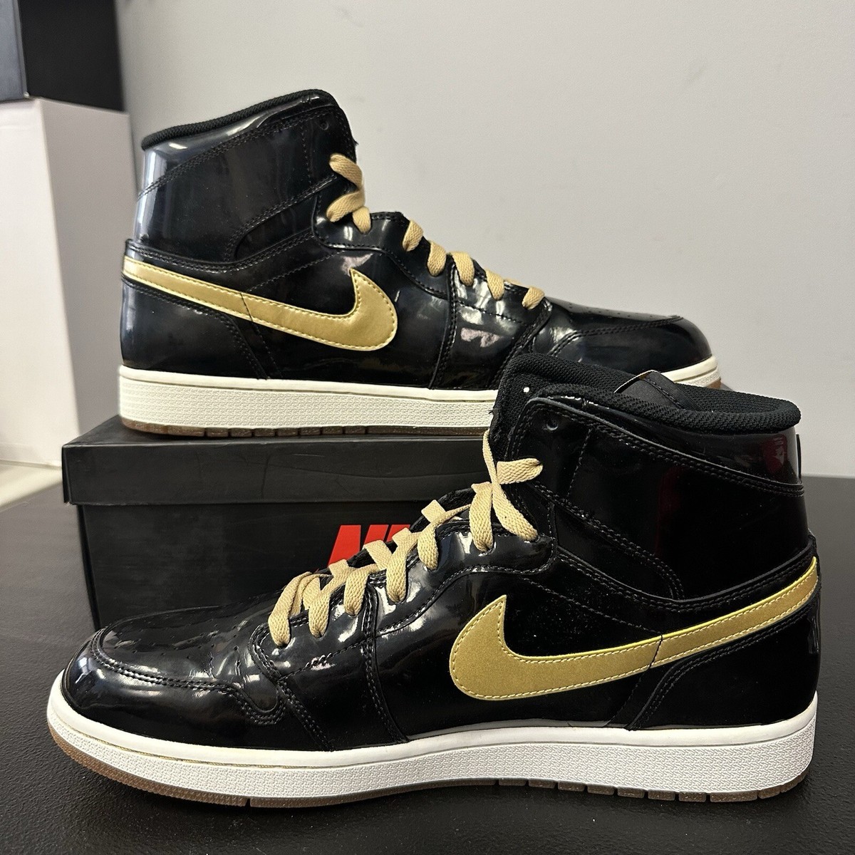 Size 14 - Nike Jordan 1 Retro High OG Black Gold PL - 555088