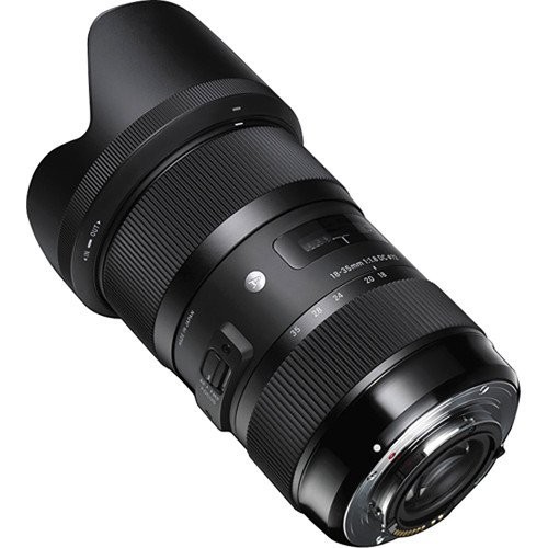 Sigma 210101 18-35mm F1.8 DC HSM Lens for Canon APS-C DSLRs (Black) (Intl Model) - Picture 4 of 5