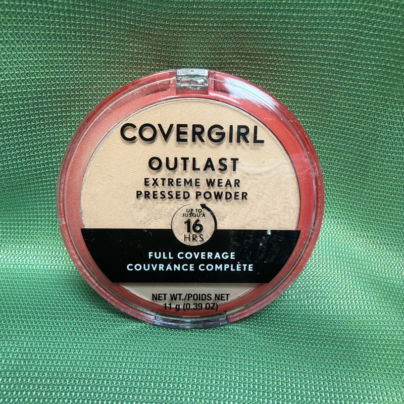 Covergirl Outlast Extreme Wear Pressed Powder 810 Classic Ivory 0.39oz / 11g