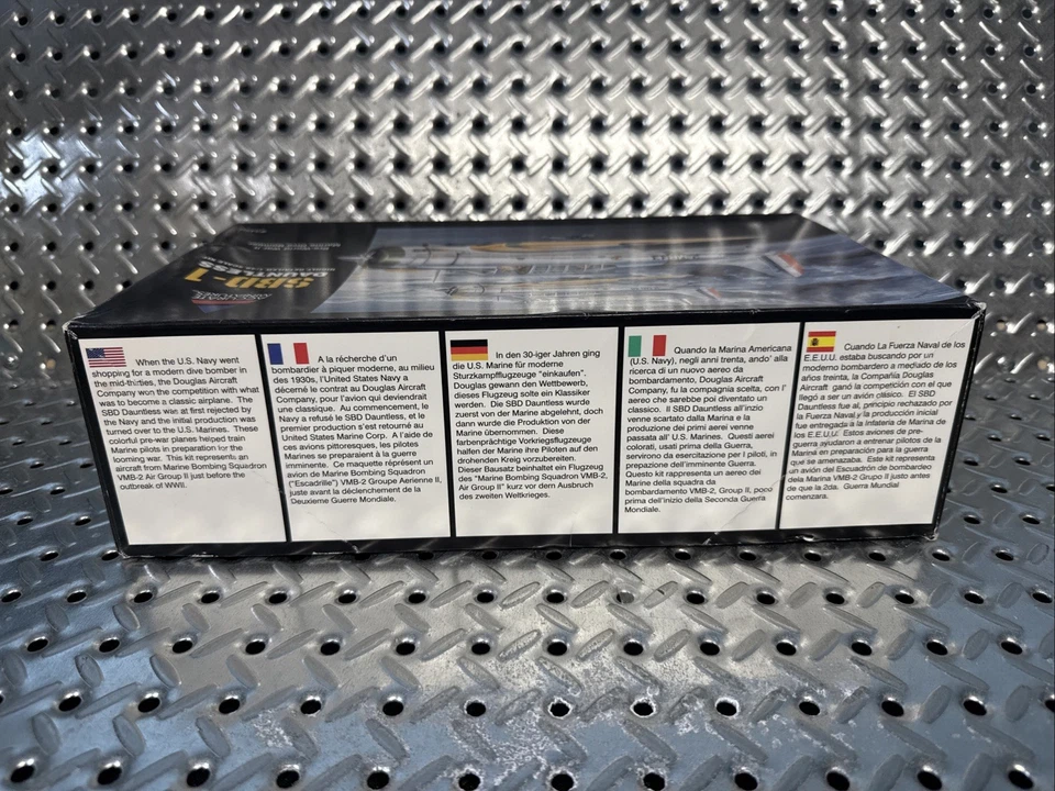 Accurate Miniatures масштаб 1/48 SBD-1 Dauntless - набор для запуска модели (без наклеек) - Изображение 4 из 4