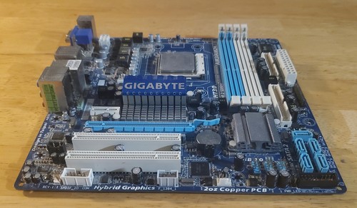 Used Gigabyte Motherboard - SEE PHOTOS FOR DETAILS & INFORMATION - FREE SHIPPING