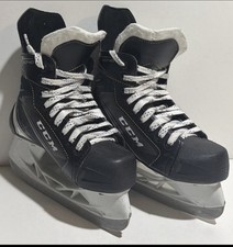CCM 9040 Youth Hockey Skates Size 2 EU 34