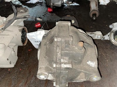 Used Differential Carrier Assembly fits: 2018 Kia Stinger rear 3.3L w/limited sl