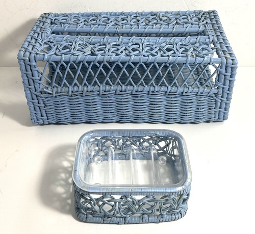 VTG Blue Wicker Rattan Tissue Box Cover + Soap Dish • MCM • Cottagecore - Afbeelding 1 van 3