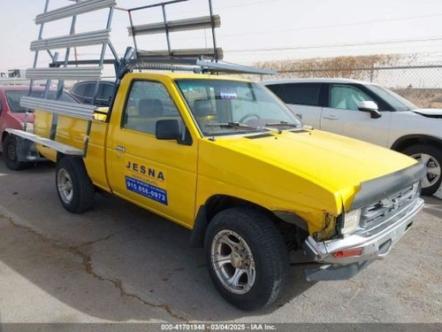 Bisel medidor velocímetro Nissan Pickup D21 86-97 6824001G52 - Imagen 9 de 12