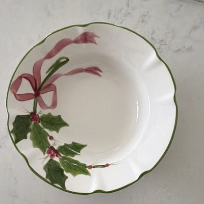Laurie Gates RARE Christmas Holly Ceramic Bowls Set Of 8- 8  in Diameter