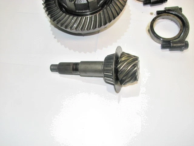 Jeep Wrangler TJ 97-06 Dana 44 Eaton Detroit Locker w/ 4:56 Gears Foto 2 de 4