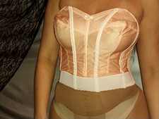 VTG 60s Wynette Corset Bra Bombshell Pin Up lingerie Bustier Size 38DD PEACH