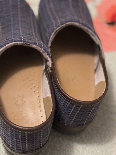 Dansko Professional Womens Size 38 - 7.5 - Clogs Plaid Blue 1Nursing Shoes - Picture 5 of 10