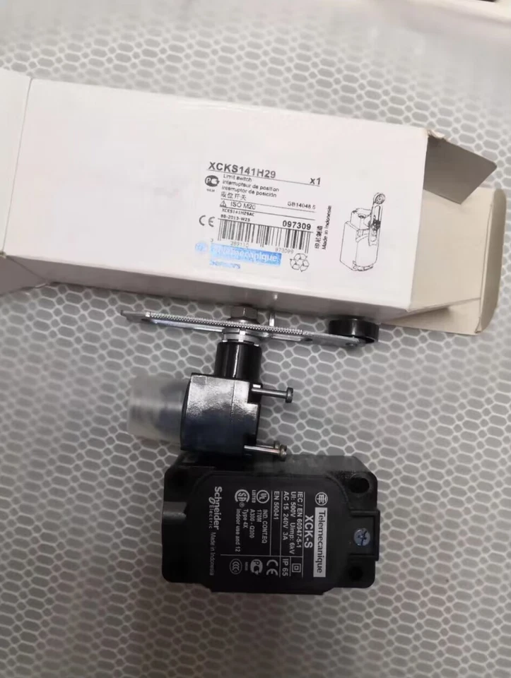 1PC New Schneider XCKS141H29 Limit Switch Brand Ship - Imagem 2 de 3