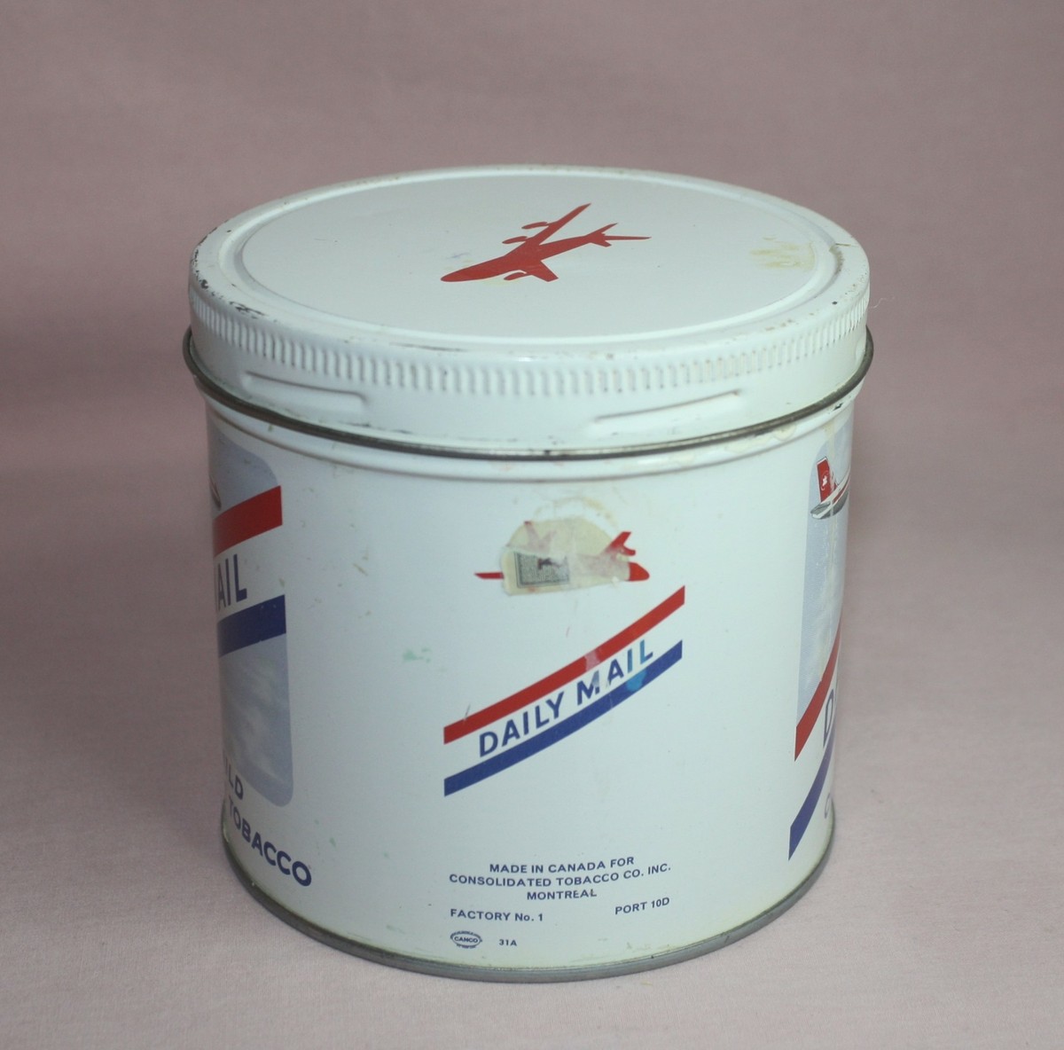 VINTAGE TOBACCO TIN/CAN DAILY MAIL CONSOLITATED TOBACCO CO. CANADA ROUND #2 