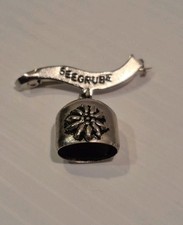 VINTAGE LIECHTENSTEIN DANGLING BELL TRAVEL SOUVENIR PIN EDELWEISS SEEGRUBS