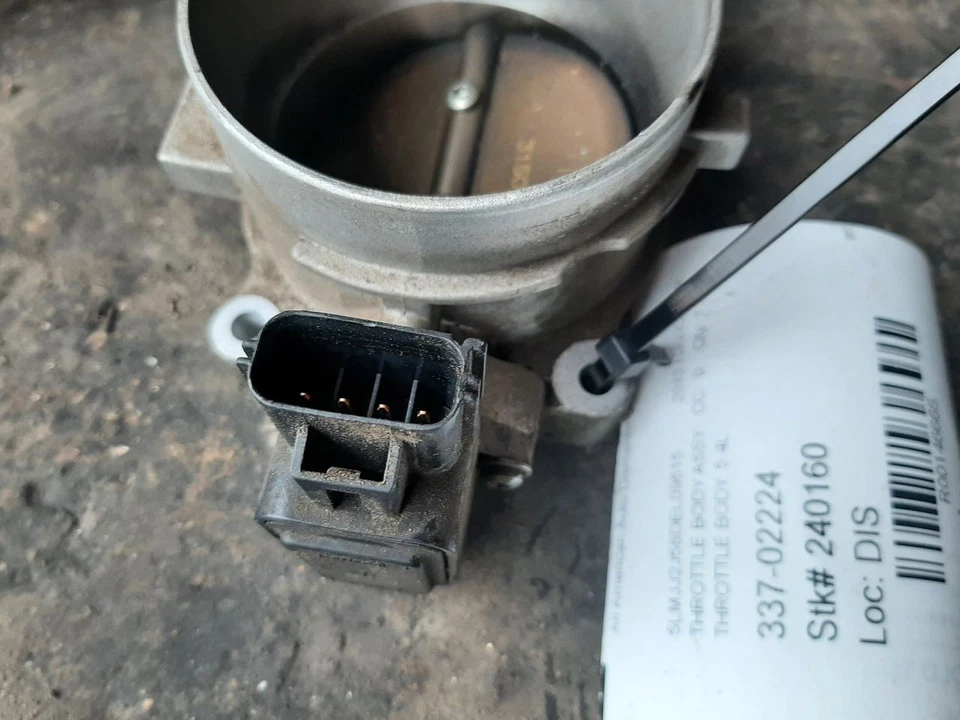 Conjunto de válvula de carrocería de acelerador Ford Expedition 2010-2014 motor de 5,4 L 8L3Z9E926C Foto 2 de 4