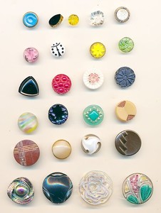25 Gorgeous Glass Buttons; Art Deco, Realistic, Colors, Luster, Iridescent +