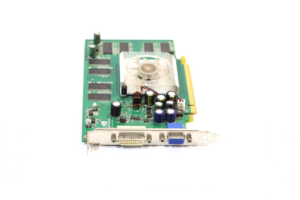 Dell NVIDIA Quadro Fx540 128MB DDR PCIe x16 Graphics Card Dell P/N:0T9098 Tested - Image 2 of 4