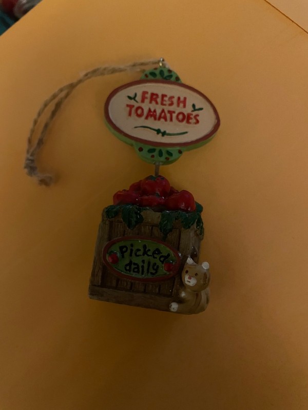 Ornament, Fresh Tomatoes, Garden Basket, Cat, So Cute!