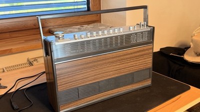 SABA Transall de Luxe Radio UKW FM LW KW mit Senderspeicher M1/M2