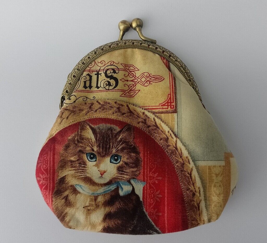 Retro Clasp Coin Purse Cat Printed Wallet - image 1