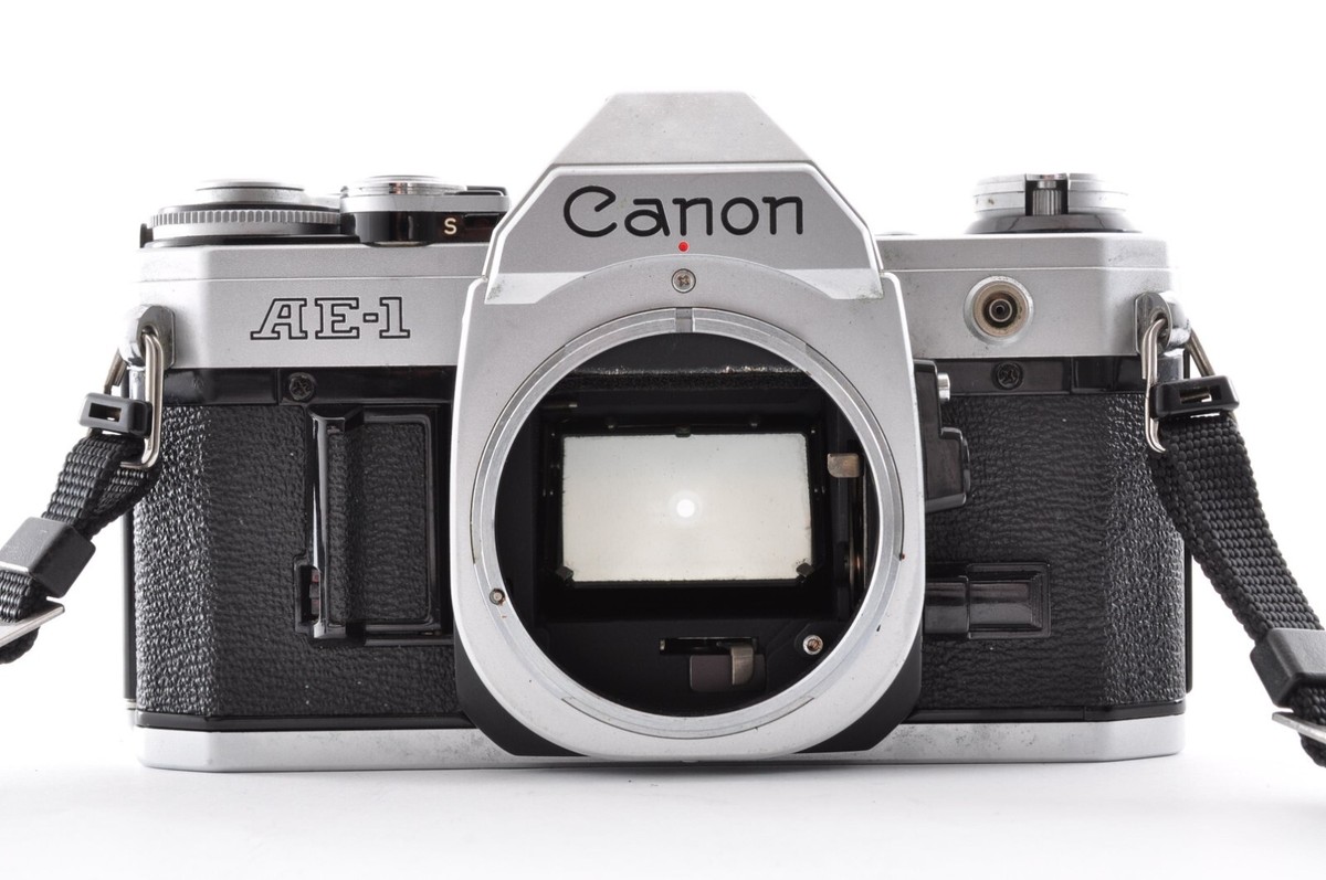 Canon AE-1 Silver / Lens FD 50mm f/1.4 S.C.C. Exc+++ SLR