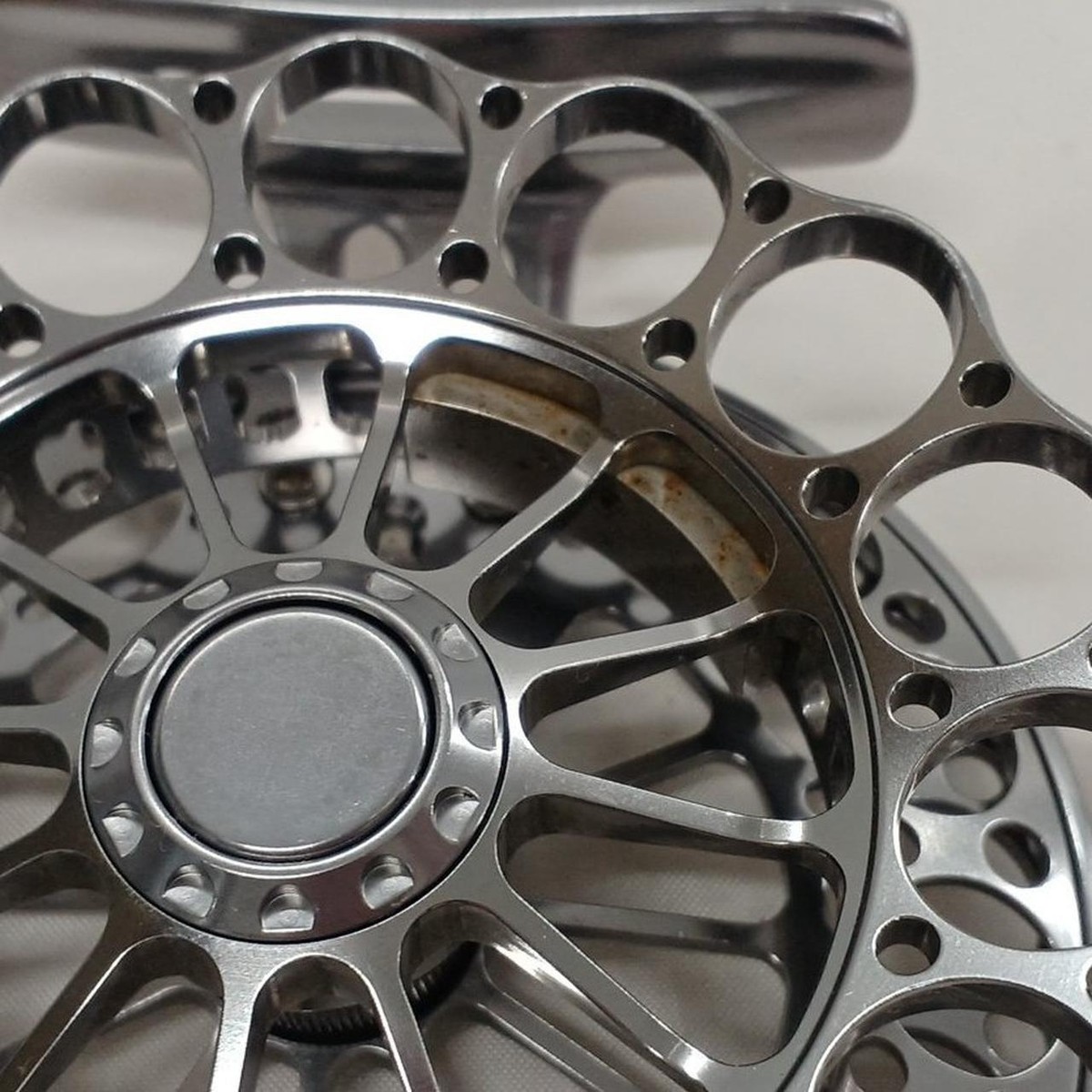 リール DAIWA BJ85 DAIWA（ダイワ） BJ85) (落し込み 前打ちリール) : 釣具のFTO ヤフー店