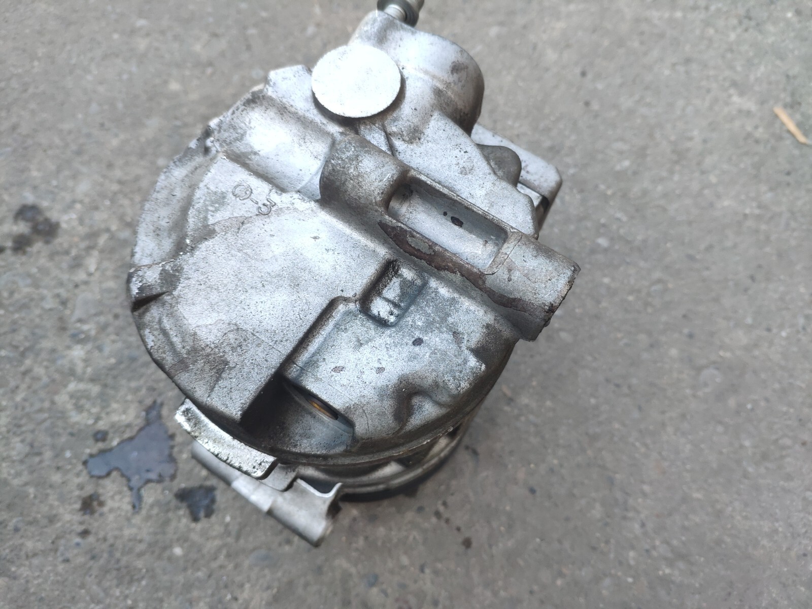02 MERCEDES CLK320 W208 A/C AIR CONDITION COMPRESSOR 0002342911 