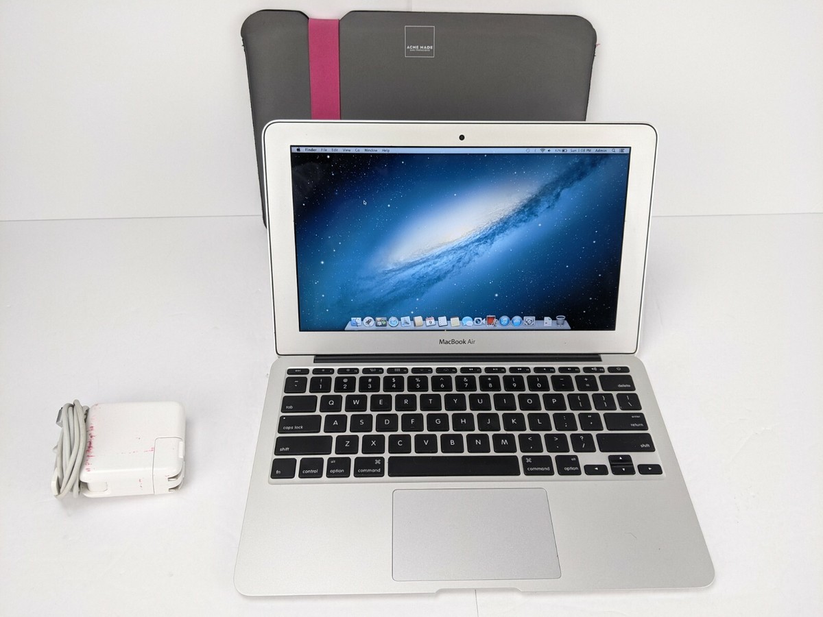 Apple MacBook Air A1465 11.6 Apple MacBook Air A1465 11.6