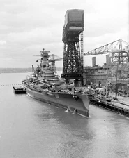 WW2 WWII Photo World War Two / US South Dakota  BB-57  US Navy Battleship 1942