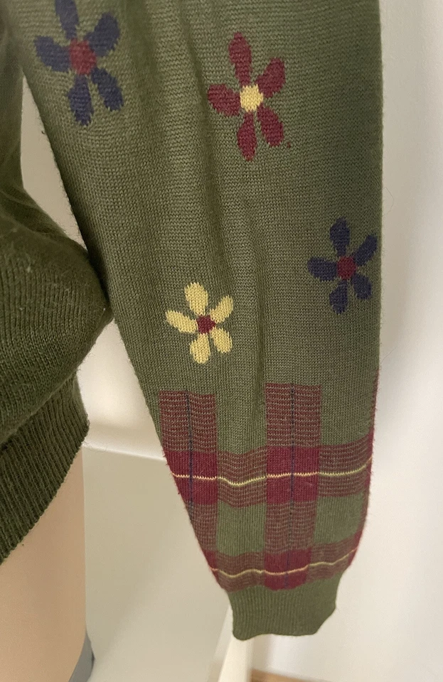 Cárdigan Jersey Valentino Vintage Verde Lana Cable Tejido Botón Años 80 Floral Talla M Foto 3 de 4