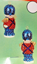 Walco TOY SOLDIER Vintage Sequin Bead Christmas Ornament Kit Makes 2 1975 NOS
