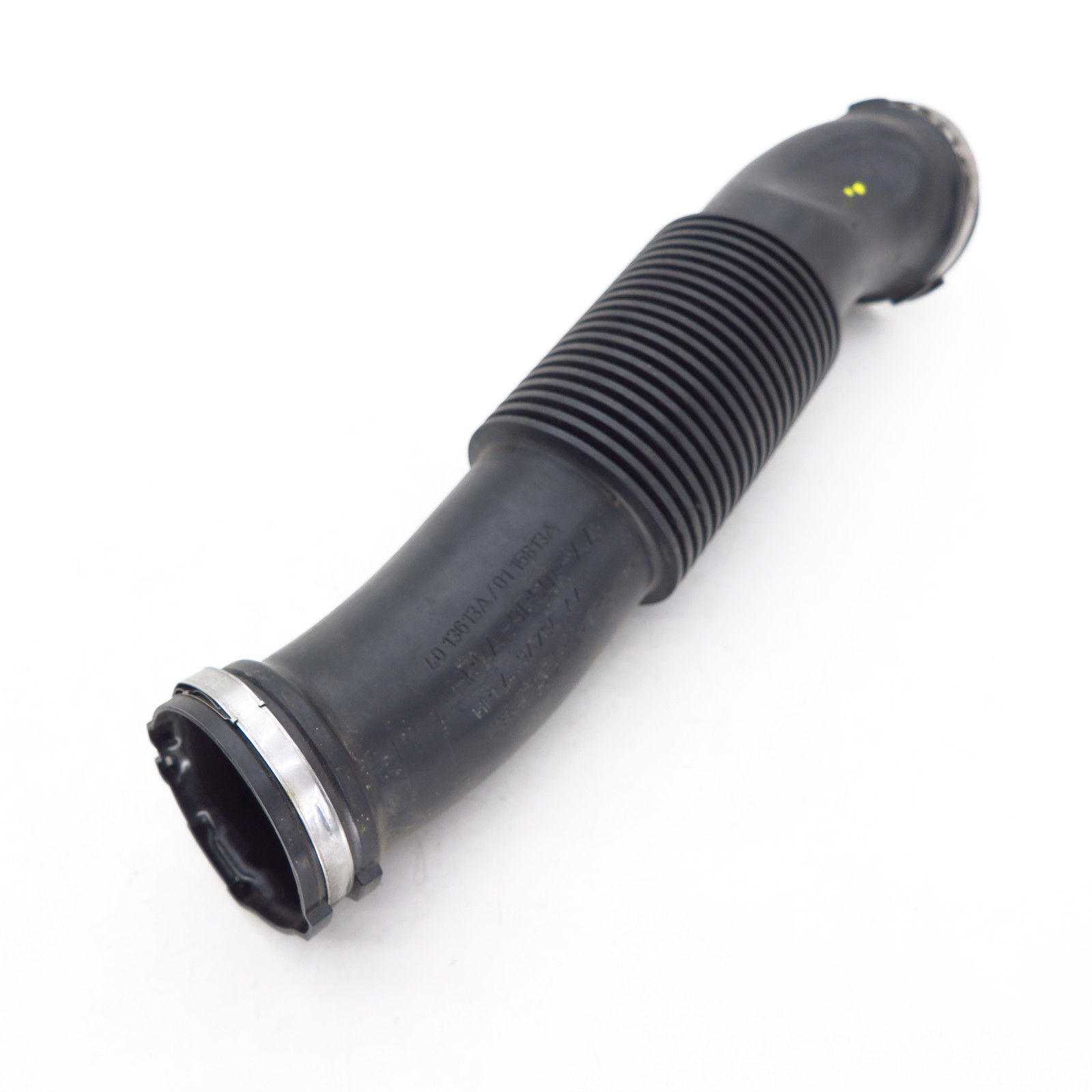 Optimized Land Rover Discovery 5 V 2.0 SD4 Air Intake Duct for Enhanced Suction-image