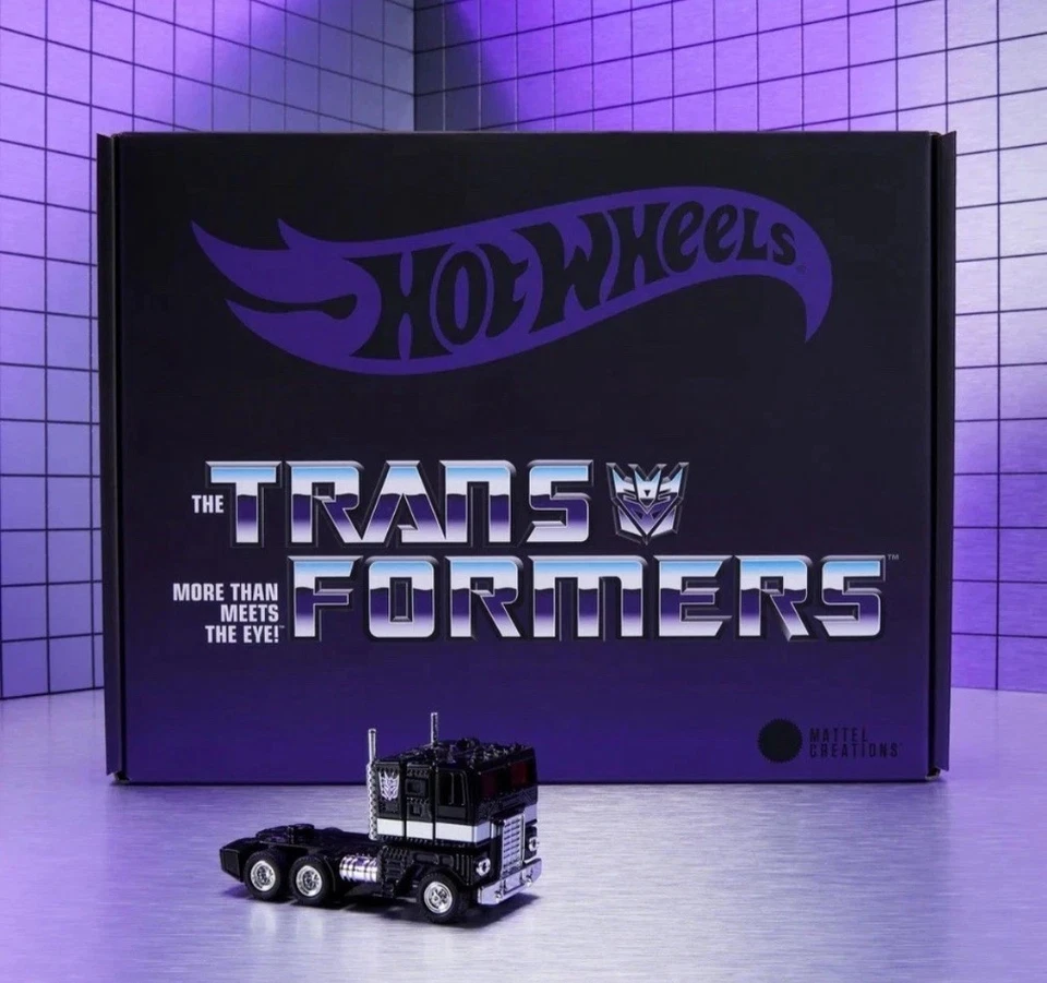 Hot Wheels Transformers Nemesis Prime - Image 2 of 4