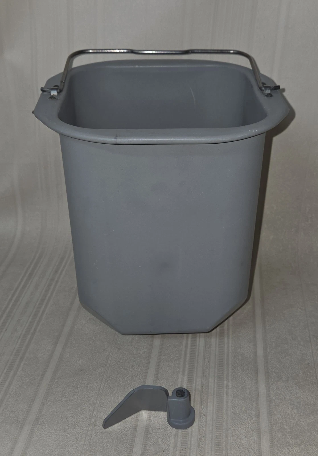 Breadman Breadmaker TR-600 Replacement Paddle & Pan