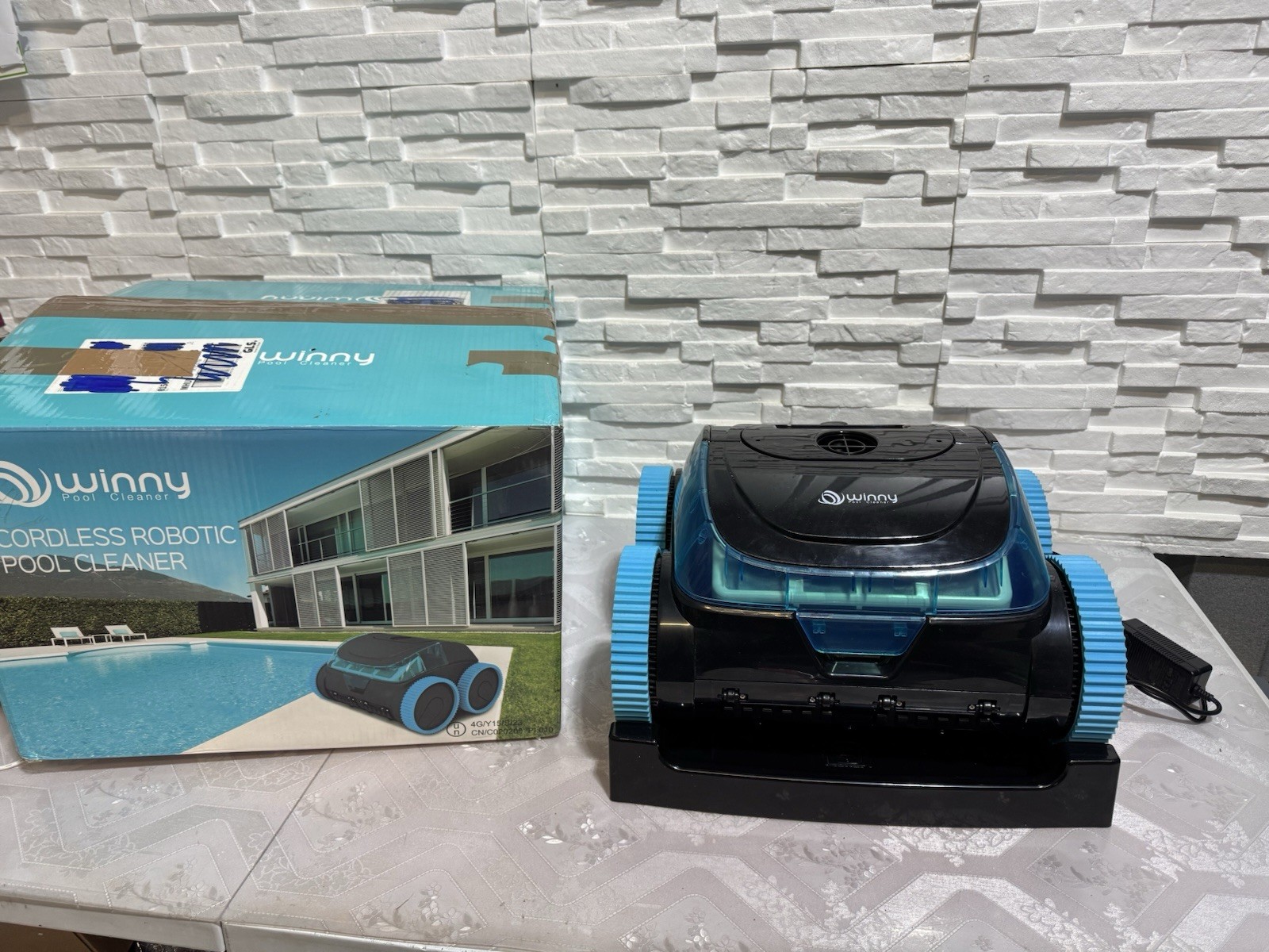 Robot de piscina Winny 800 Pool Cleaner con batería de devolución sin comprobar para aficionados