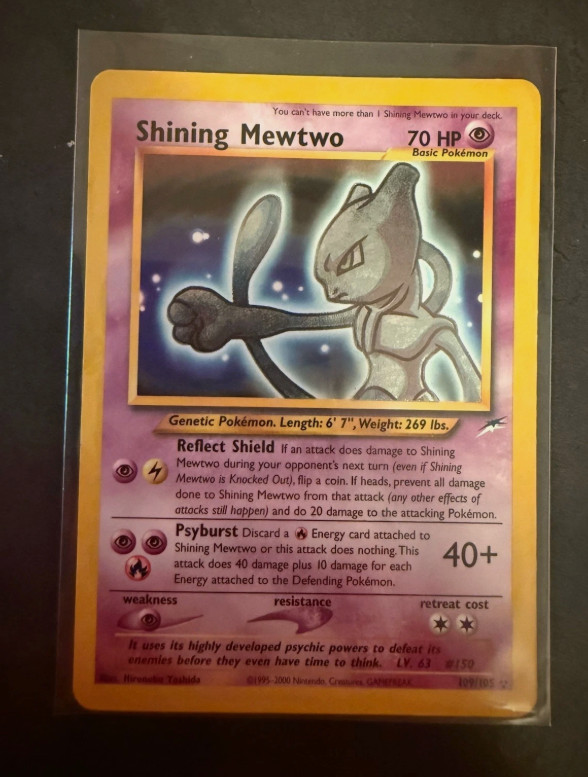 Shining Mewtwo 109/105 Neo Destiny Holo