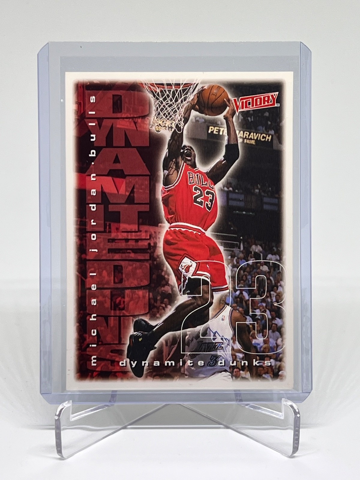 1999-00 Upper Deck Victory Dynamite Dunks Michael Jordan #331 Chicago Bulls